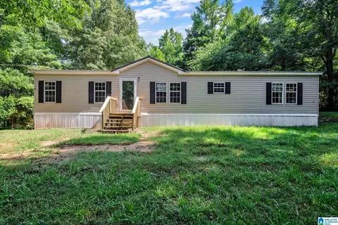 275 Oak Hill Cir, Trussville, AL 35173