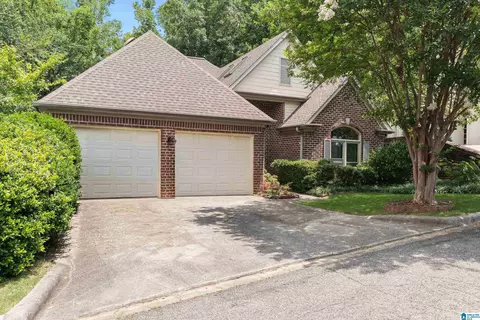 2241 Sterling Ridge Cir, Vestavia Hills, AL 35216
