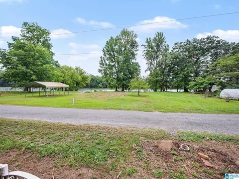 357 Cherokee Dr, Ragland, AL 35131 photo 3