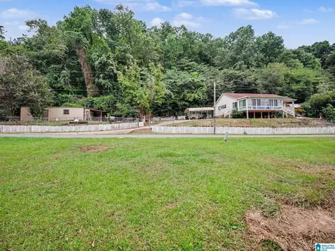357 Cherokee Dr, Ragland, AL 35131 photo 5