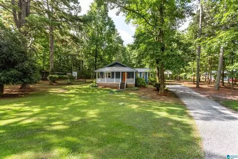 220 Comanche St, Springville, AL 35146 photo 2