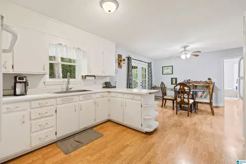 Kitchen - 140 Armstrong Loop, Hayden, AL 35079 photo 3 of 3