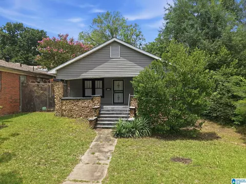 1532 Warrior Rd, Birmingham, AL 35218