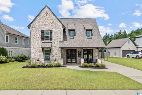 1010 Evan Cir, Chelsea, AL 35043