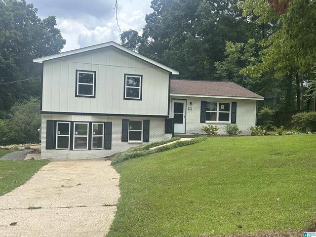 227 27th Court Cir NW, Birmingham, AL 35215