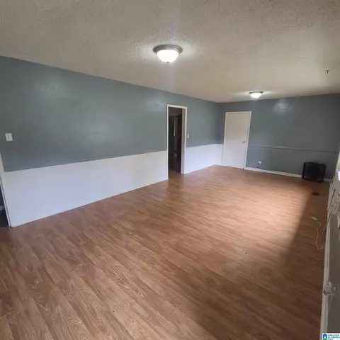 Living - 3324 Eulaton Rd, Anniston, AL 36201 photo 1 of 3