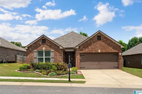 6766 Southern Trace Cir, Leeds, AL 35094