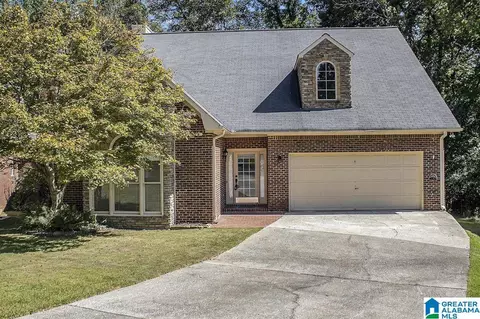 2512 Christie Cir, Vestavia Hills, AL 35216