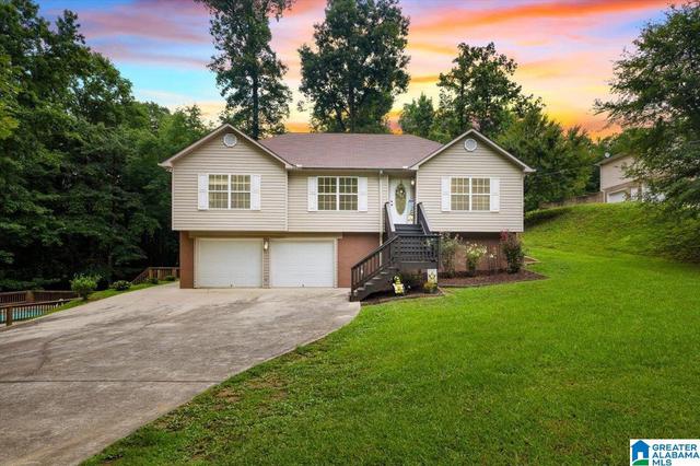 1095 Deans Ferry Rd, Hayden, AL 35079
