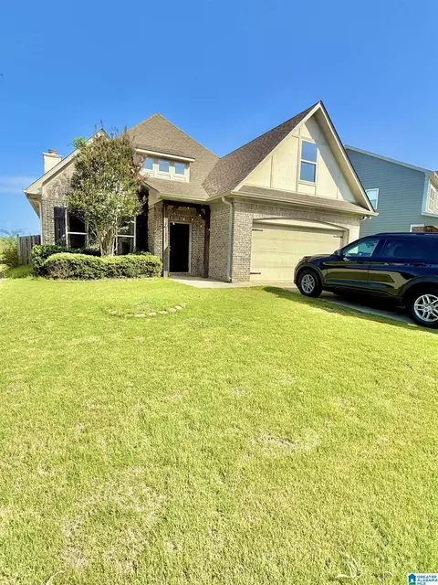 1009 Pine Valley Dr, Calera, AL 35040