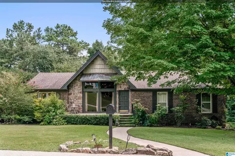 909 Autumn Chase Dr, Birmingham, AL 35206