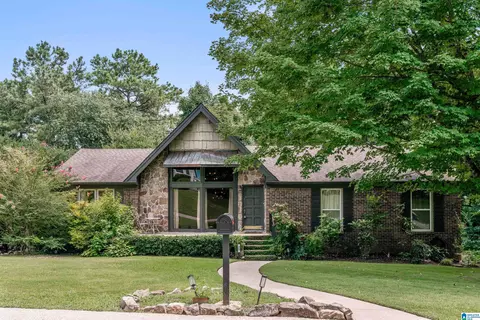 909 Autumn Chase Dr, Birmingham, AL 35206