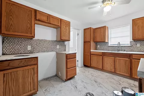 967 Texas St, Mobile, AL 36604 photo 4