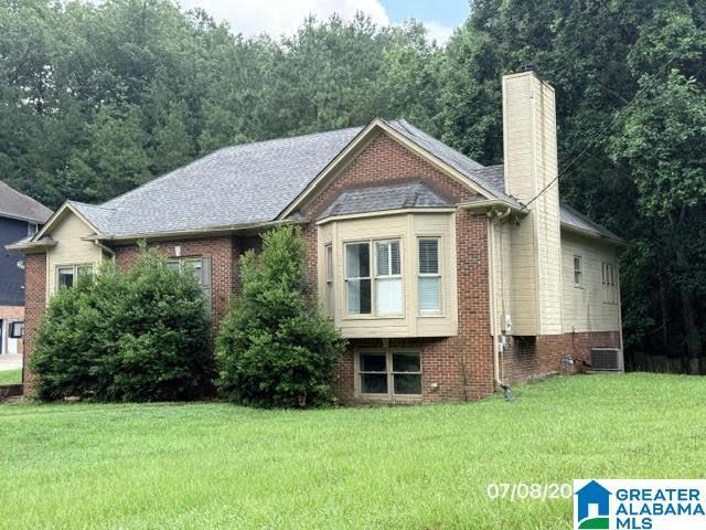 1929 Valewood Cir, Hoover, AL 35244