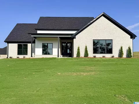 120 Crest Loop Rd, Clanton, AL 35045 photo 1