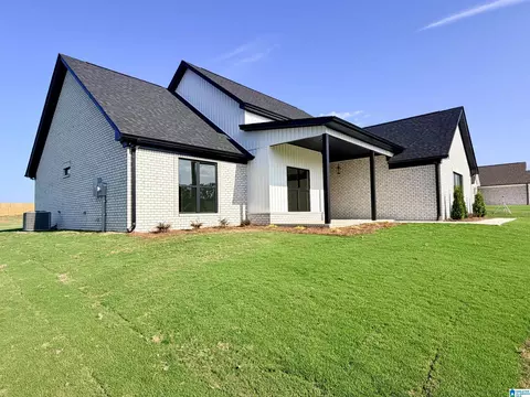 120 Crest Loop Rd, Clanton, AL 35045 photo 3