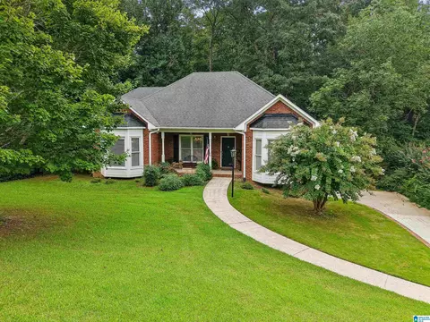 7537 Carriage Cv, Trussville, AL 35173