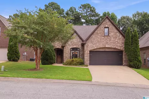 4155 Overlook Cir, Trussville, AL 35173