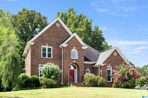 908 Leslie Ln, Gardendale, AL 35071