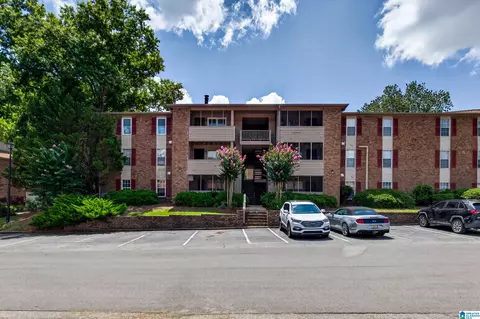 702 Patton Chapel Way #702, Hoover, AL 35226