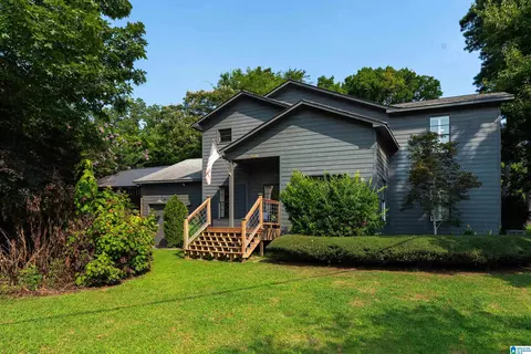 1540 Holly Rd, Hoover, AL 35226