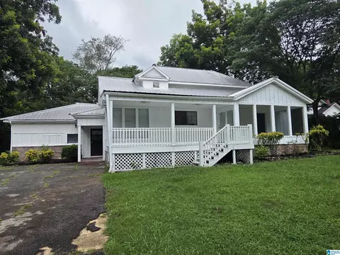 1406 12th Ave N, Bessemer, AL 35020