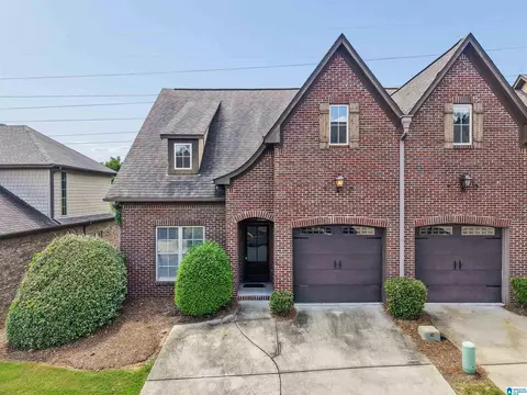 643 Flag Cir, Birmingham, AL 35226