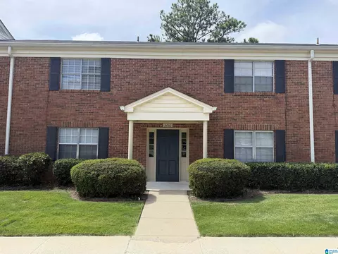 3430 Sandner Ct #C, Homewood, AL 35209