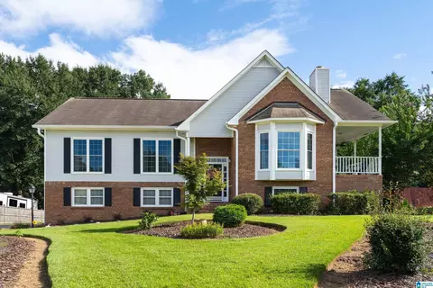141 Heather Ridge Dr, Pelham, AL 35124