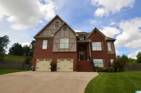 459 River Oaks Ln, Helena, AL 35080