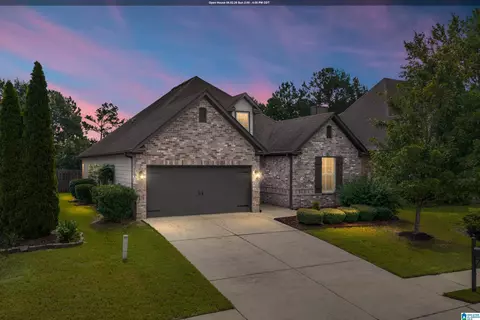 1080 Pine Valley Dr, Calera, AL 35040