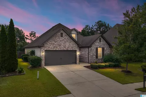 1080 Pine Valley Dr, Calera, AL 35040