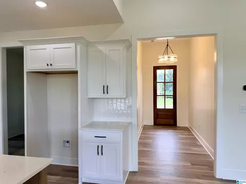 Entry Way - 170 Crest Loop Rd, Clanton, AL 35045 photo 2 of 6