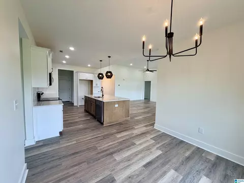 Dining - 170 Crest Loop Rd, Clanton, AL 35045 photo 1 of 2