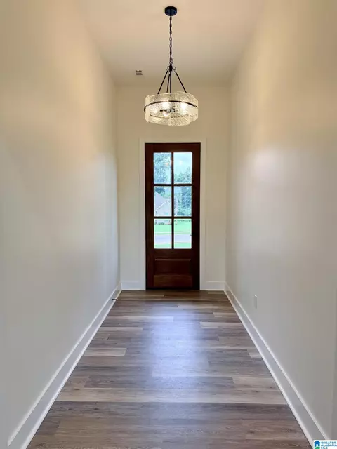 Entry Way - 170 Crest Loop Rd, Clanton, AL 35045 photo 1 of 6