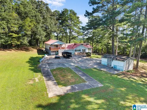 Exterior - 1120 Valley Rd, Oneonta, AL 35121 photo 4 of 11