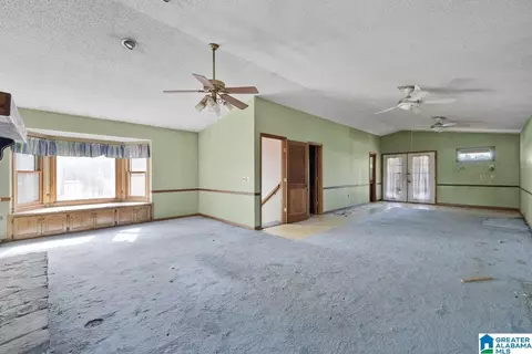 Living - 1120 Valley Rd, Oneonta, AL 35121 photo 2 of 4