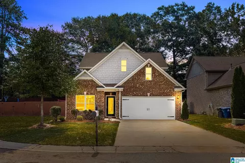 6506 Creek Cir, Bessemer, AL 35022