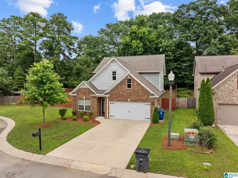 6506 Creek Cir, Bessemer, AL 35022