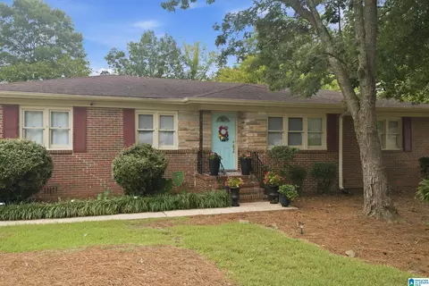 3 Sunset Dr, Birmingham, AL 35215