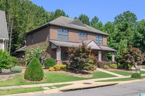 1681 Creekside Dr, Hoover, AL 35244