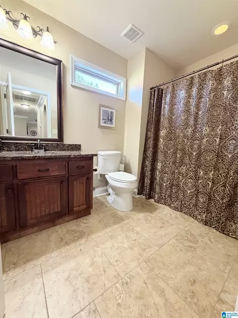 Bath - 120 Maplewood Dr, Clanton, AL 35045 photo 5 of 6