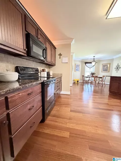 Kitchen - 120 Maplewood Dr, Clanton, AL 35045 photo 6 of 6
