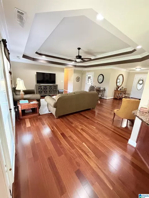 Living - 120 Maplewood Dr, Clanton, AL 35045 photo 4 of 4