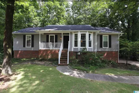 2109 Chandabrook Dr, Pelham, AL 35124