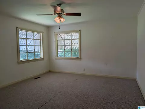 Bedroom - 1815 Glendale Dr, Clanton, AL 35045 photo 2 of 3