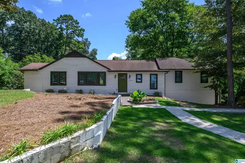 2301 Jacobs Rd, Vestavia Hills, AL 35216