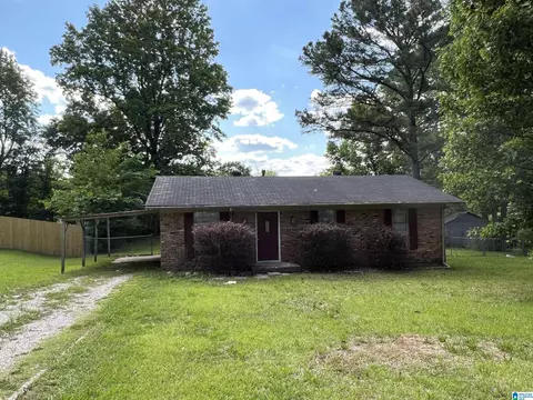 4855 Shadyview Dr, Adamsville, AL 35005