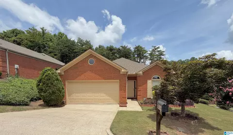 825 Rockford Ln, Birmingham, AL 35209