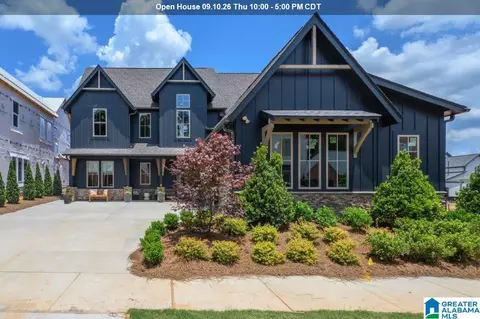 6318 Crossland Rd, Hoover, AL 35244